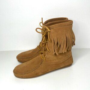 Minnetonka Moccasins Suede Brown Booties Size 6
